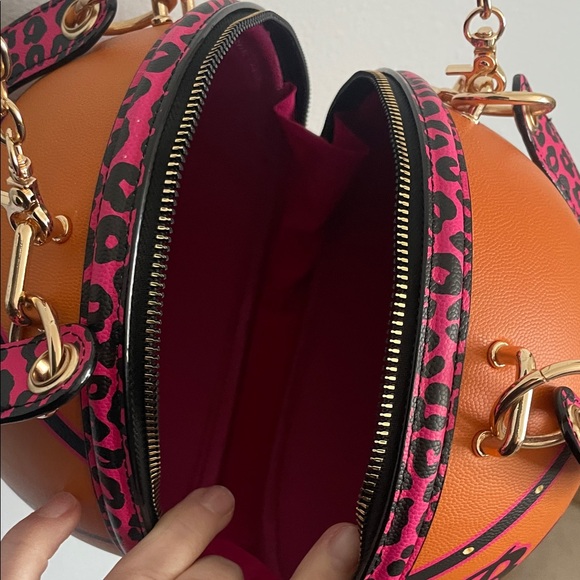 Betsey Johnson Sporty Orange Crossbody Bag - Picture 5 of 5